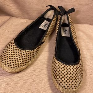 NWT UGG leather/burlap/fabric ballet flats